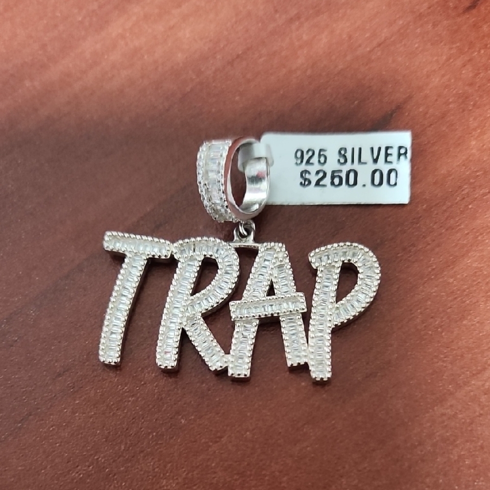 Silver 'TRAP' Pendant 925